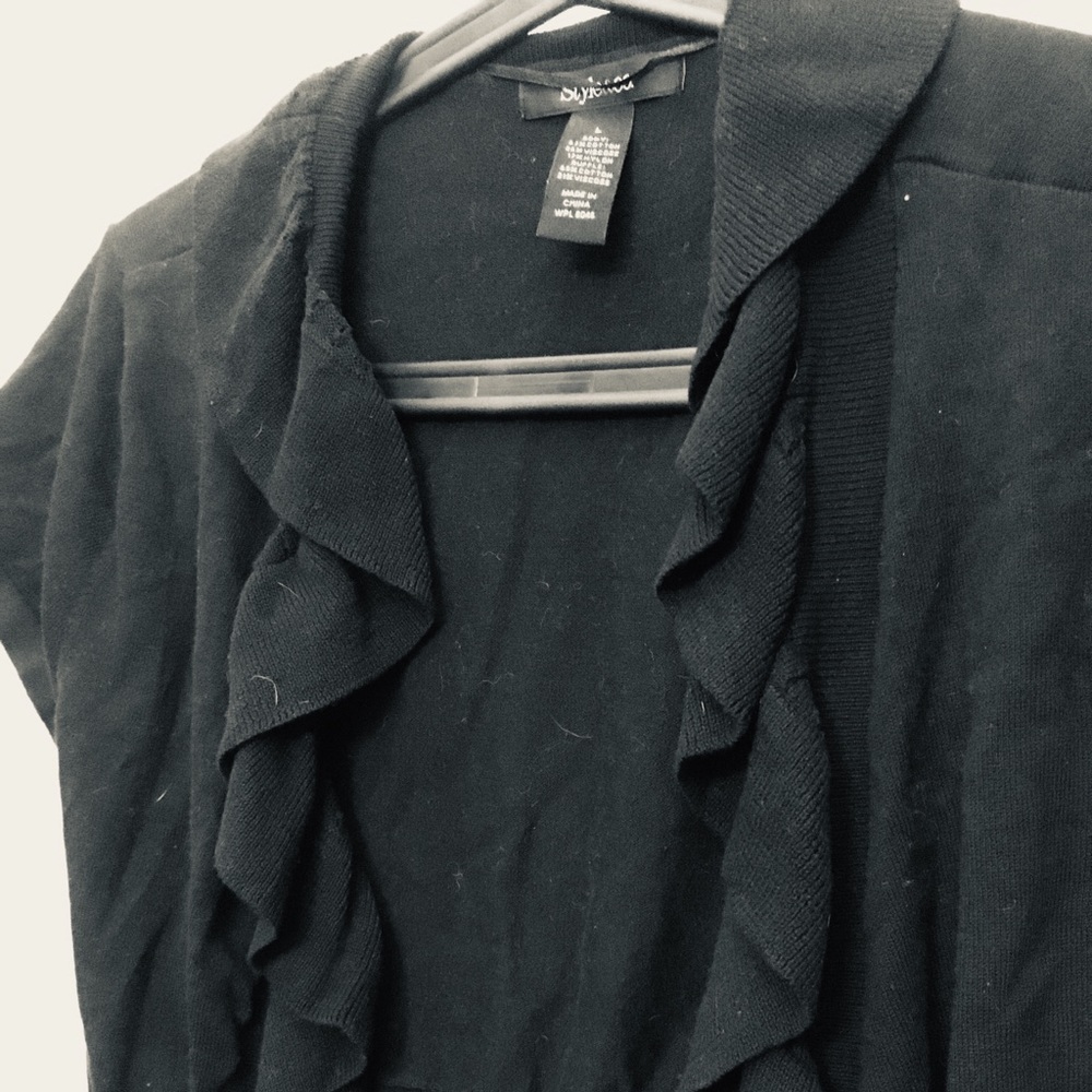 Black Ruffled Cardigan - Picture 4 of 7